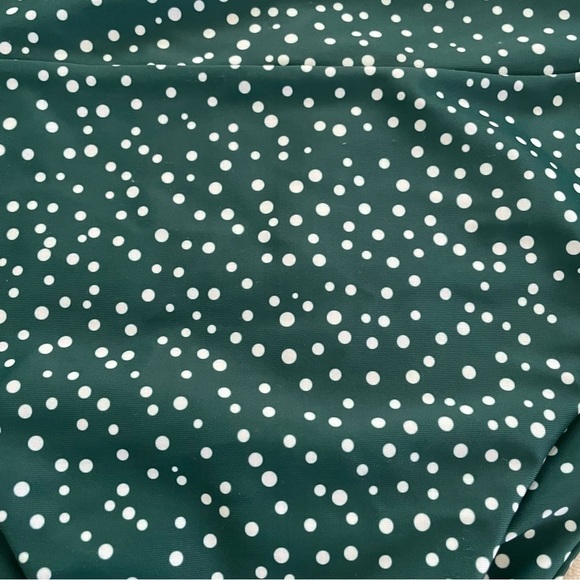 High Waisted Bikini Size M Polka Dots Green & White Stretchy Great Condition - Picture 9 of 10